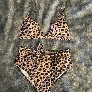 Leopard Print Bikini Set size Medium